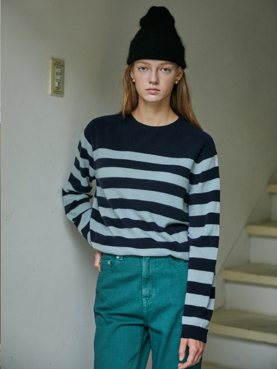 [보라끌레르&#039;s Pick]Classic Whole Garment Stripe Knit_Navy Blue